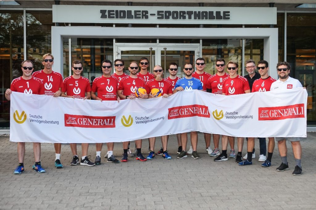 Volleyballer mit Wolfgang Neubauer